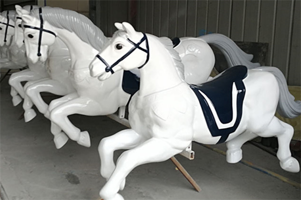 horses figures on the Longines