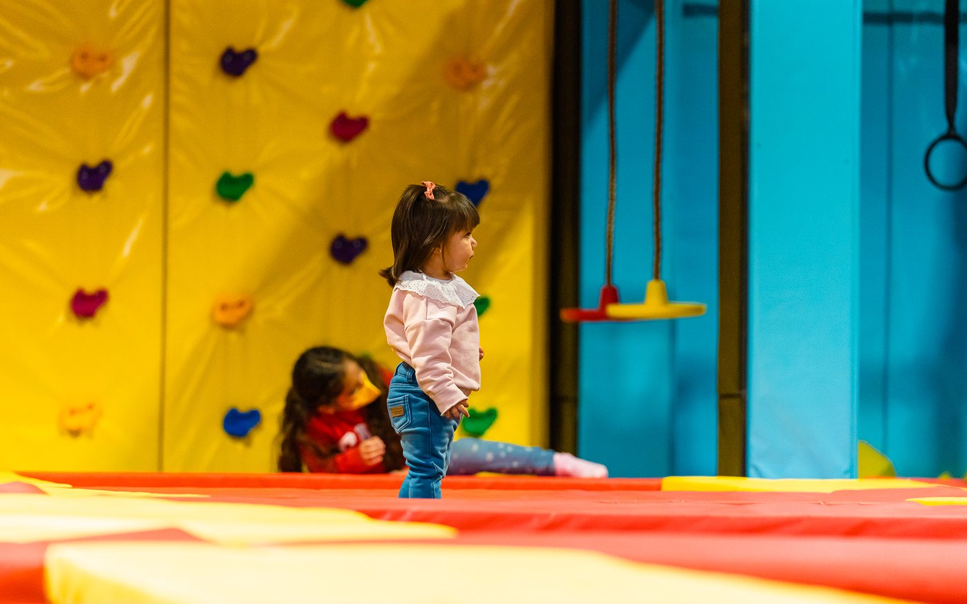 chile antu circus parque family rides installed for visitors