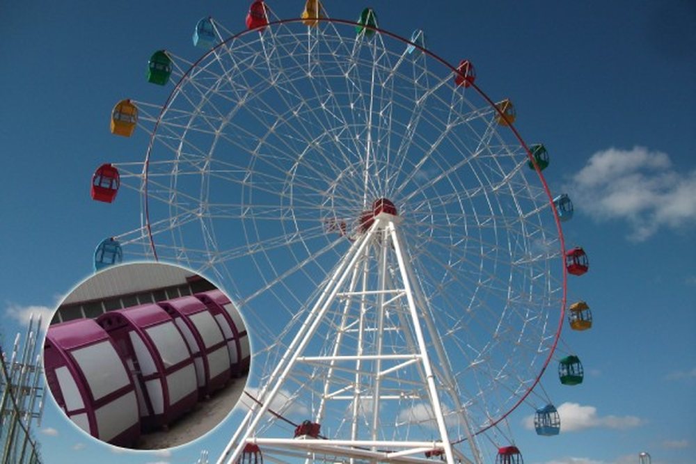 beer barrel style ferris wheel gondola detail on a 42m wheel