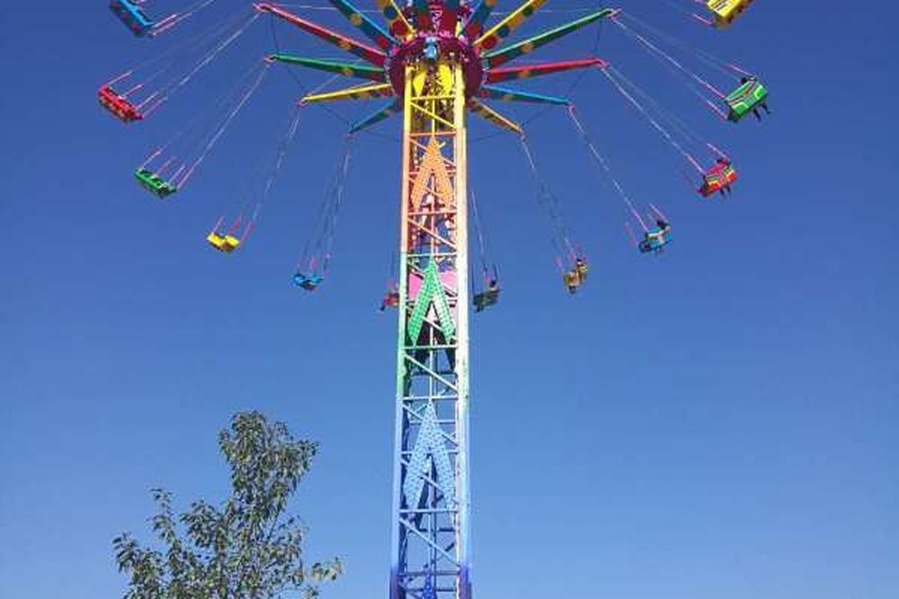 custom colour flying sky ride built by dinis